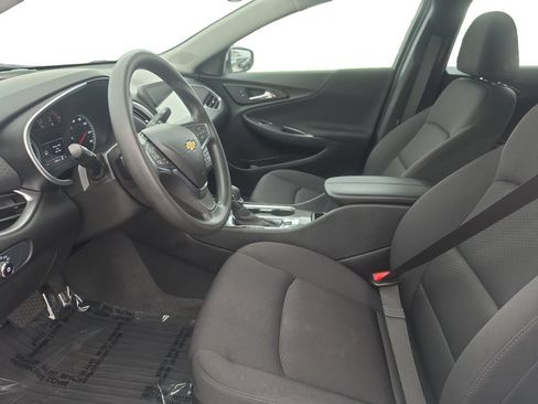 Used 2025 Chevrolet Malibu LT FWD image 9
