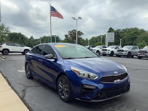 Used 2020 Kia Forte GT-Line w/ GT-Line Premium Package FWD image 3