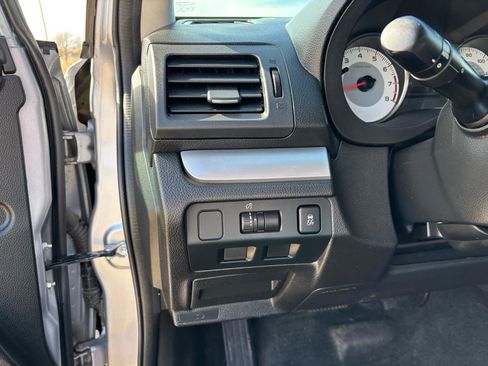 Used 2014 Subaru Impreza 2.0i Sport Limited image 13