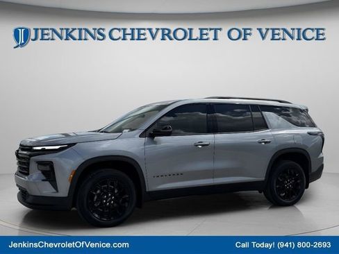 New 2026 Chevrolet Traverse LT w/ Midnight/Sport Edition FWD image 11