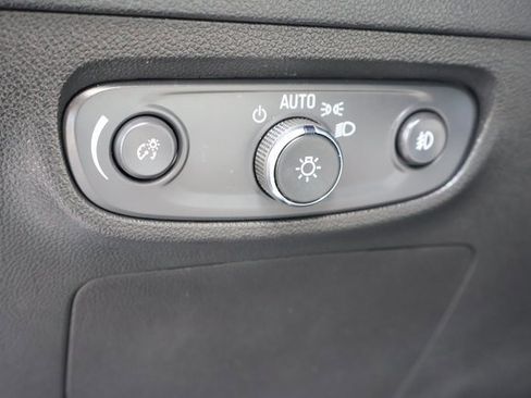 Certified 2023 Buick Encore GX Select w/ Safety Package II image 19