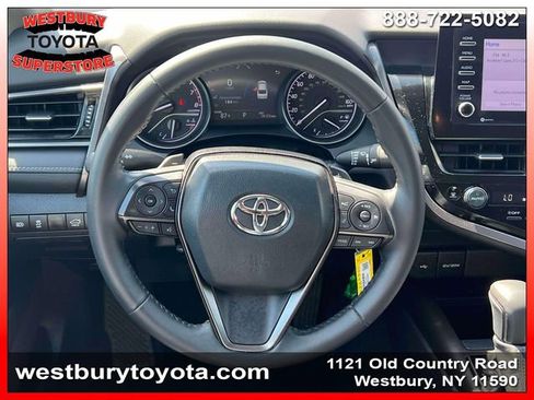 Used 2023 Toyota Camry SE image 16