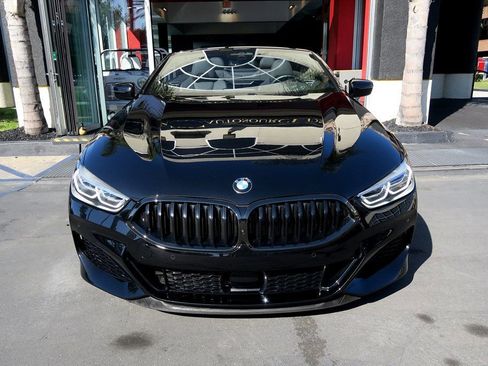 Used 2022 BMW M850i xDrive Convertible image 3