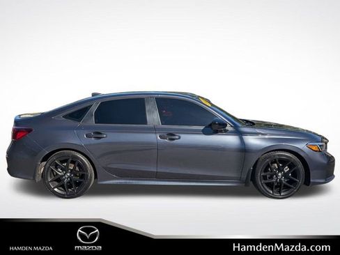 Used 2025 Honda Civic Sport image 2