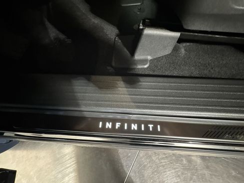 New 2026 INFINITI QX60 Autograph w/ Dark Cargo Package image 18