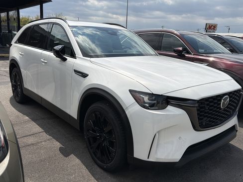 New 2026 MAZDA CX-90 Plug-In Hybrid w/Premium Sport AWD/4WD image 4