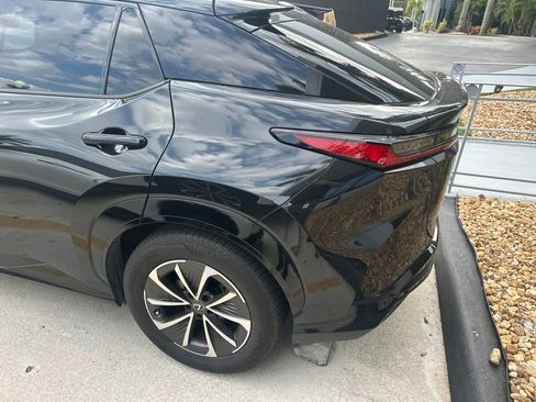 Certified 2024 Lexus RZ 450e Premium w/ Accessory Package (Z1) AWD/4WD image 8