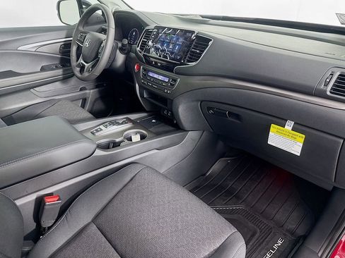 Certified 2025 Honda Ridgeline Sport image 33