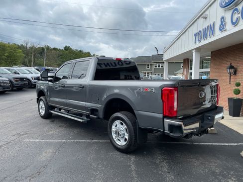 Used 2025 Ford F250 XLT w/ Camper Package AWD/4WD image 7