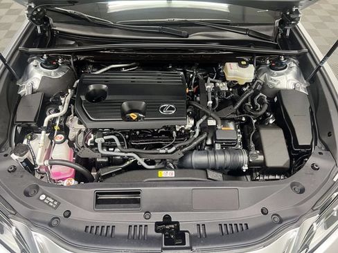 Certified 2022 Lexus ES 300h w/ Premium Package FWD image 24