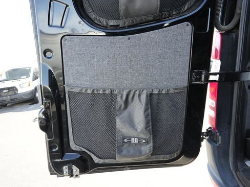 Used 2015 Mercedes-Benz Sprinter 2500 image 20