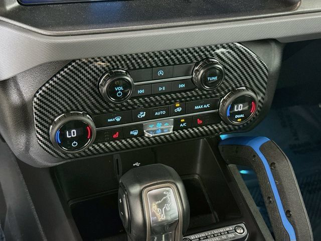 Used 2024 Ford Bronco Black Diamond AWD/4WD image 17