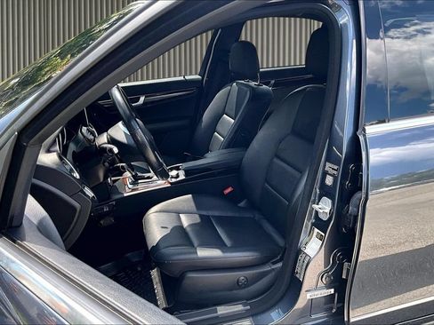 Used 2014 Mercedes-Benz C 300 4MATIC Sedan image 24