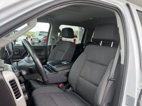 Used 2019 GMC Sierra 3500 SLE w/ SLE Fleet Preferred Package AWD/4WD image 2