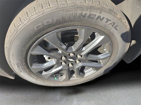 Used 2021 Chevrolet Traverse RS image 10