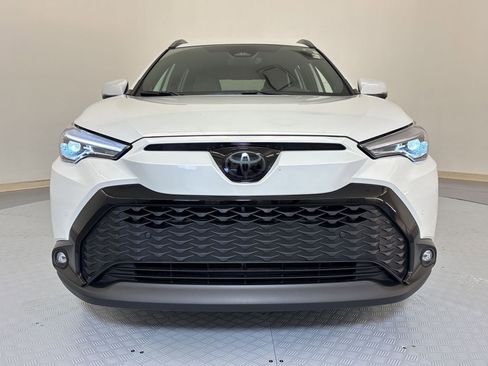 Used 2023 Toyota Corolla Cross XSE w/ Convenience Package image 6