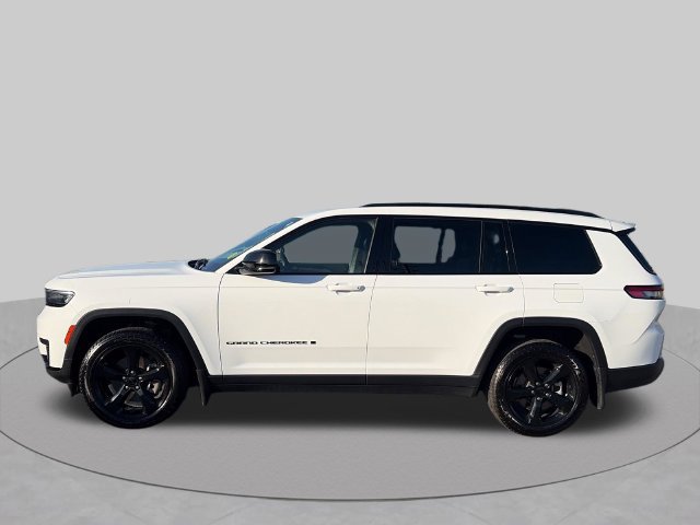 Used 2021 Jeep Grand Cherokee L Laredo AWD/4WD image 2