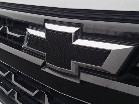 Used 2023 Chevrolet Silverado 1500 LT Trail Boss w/ Protection Package image 10