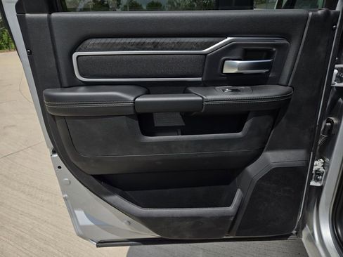 New 2026 RAM 2500 Big Horn AWD/4WD image 12