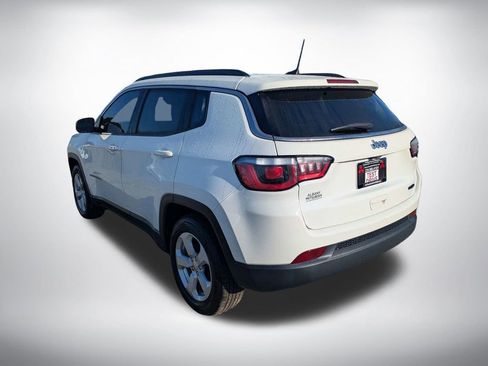 Used 2020 Jeep Compass Latitude FWD image 5