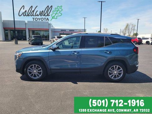 Used 2024 GMC Terrain SLT FWD image 8