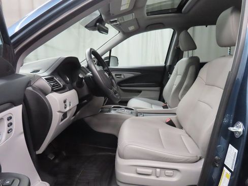 Used 2021 Honda Pilot Special Edition image 9