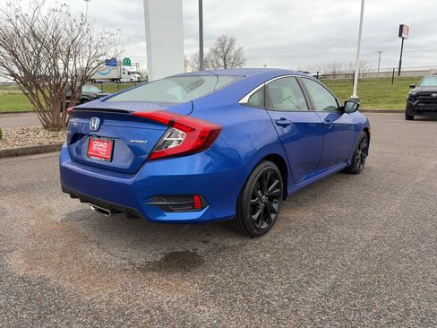 Used 2019 Honda Civic Sport image 5