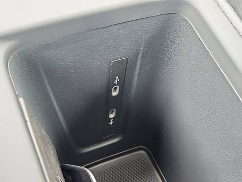 New 2026 Volkswagen Tiguan SE R-Line AWD/4WD image 11