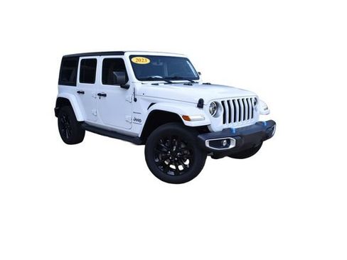 Used 2023 Jeep Wrangler Unlimited Sahara w/ Cold Weather Group AWD/4WD image 2