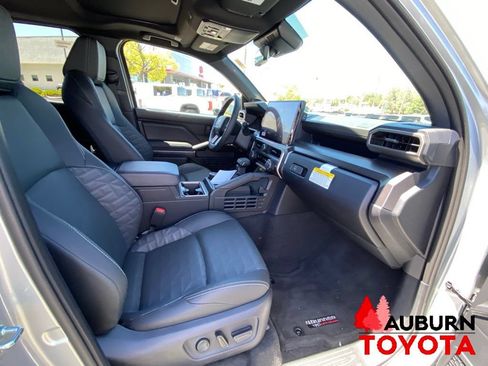 New 2026 Toyota 4Runner TRD Off-Road Premium AWD/4WD image 17