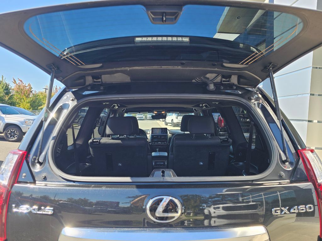 Used 2022 Lexus GX 460 Premium AWD/4WD image 19