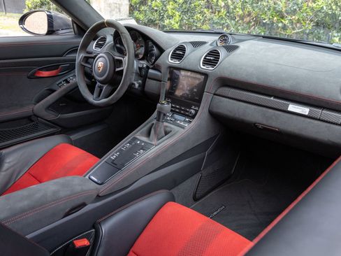 Certified 2025 Porsche 718 Boxster Spyder RS RWD image 12