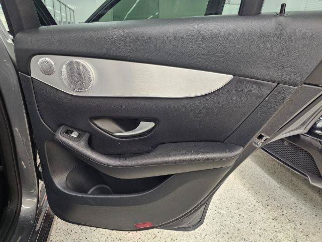 Used 2019 Mercedes-Benz GLC 350e 4MATIC image 29