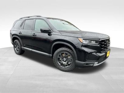 New 2025 Honda Pilot TrailSport