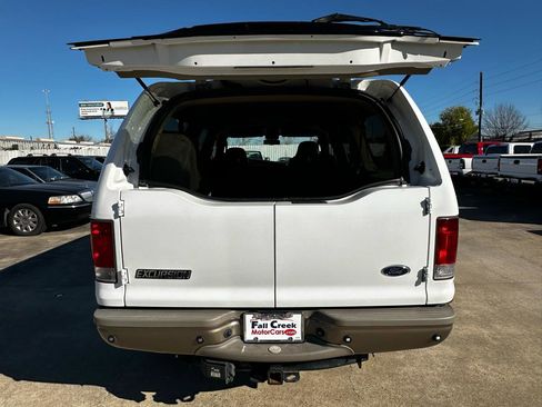 Used 2005 Ford Excursion Eddie Bauer image 70