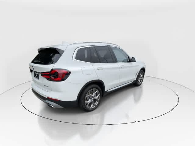 Used 2024 BMW X3 xDrive30i w/ Premium Package w/ZPA AWD/4WD image 8