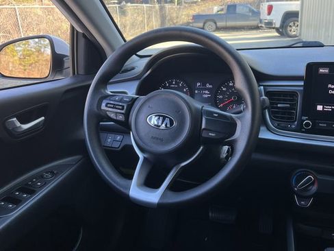 Used 2021 Kia Rio LX image 17