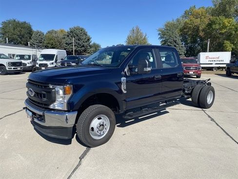 Used 2022 Ford F350 XL w/ Power Equipment Group image 1