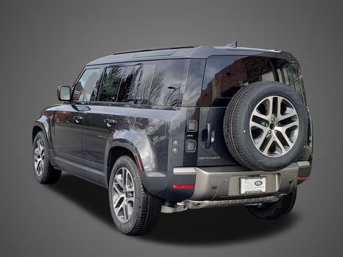 New 2026 Land Rover Defender 110 S image 7