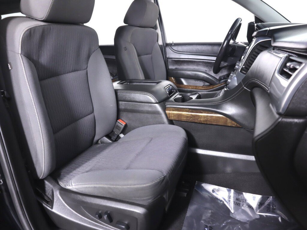 Used 2019 Chevrolet Suburban LS AWD/4WD image 38