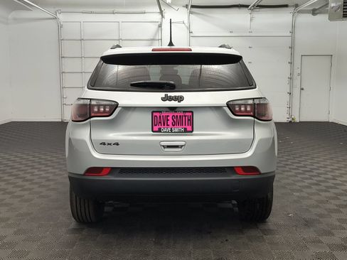 New 2026 Jeep Compass Latitude AWD/4WD image 9