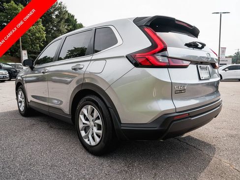 Used 2025 Honda CR-V LX image 5