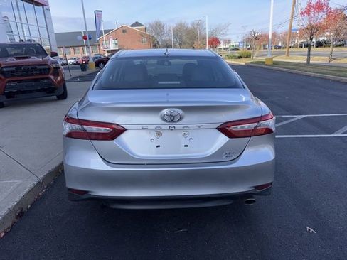 Certified 2020 Toyota Camry XLE image 6