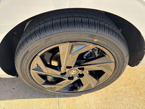 New 2026 Hyundai Elantra SEL Sport image 22