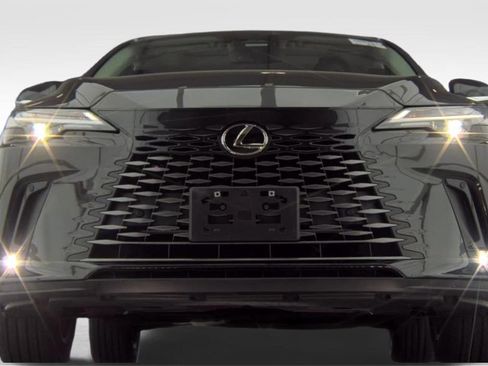 Used 2023 Lexus RX 350 Premium w/ Accessory Package AWD/4WD image 2