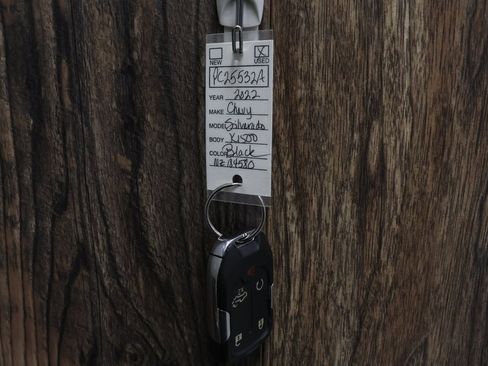 Used 2022 Chevrolet Silverado 1500 LTZ image 12