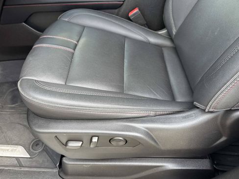 Used 2022 Chevrolet Tahoe RST w/ Luxury Package RWD image 20