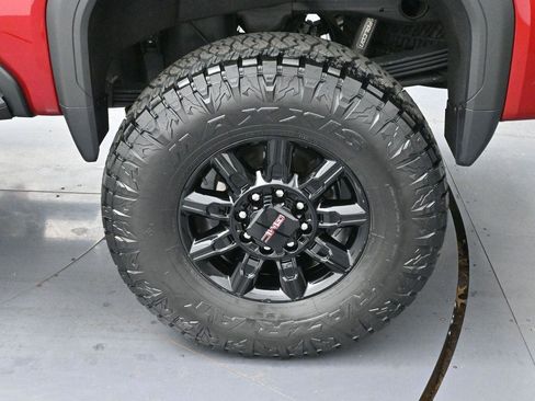Used 2026 GMC Sierra 2500 AT4 w/ AT4 Premium Plus Package AWD/4WD image 35