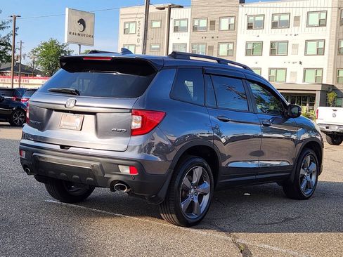 Used 2021 Honda Passport Touring image 9