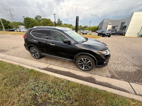Used 2017 Nissan Rogue SL AWD/4WD image 13